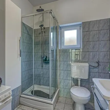 Four Bedroom With Pool And Sea View